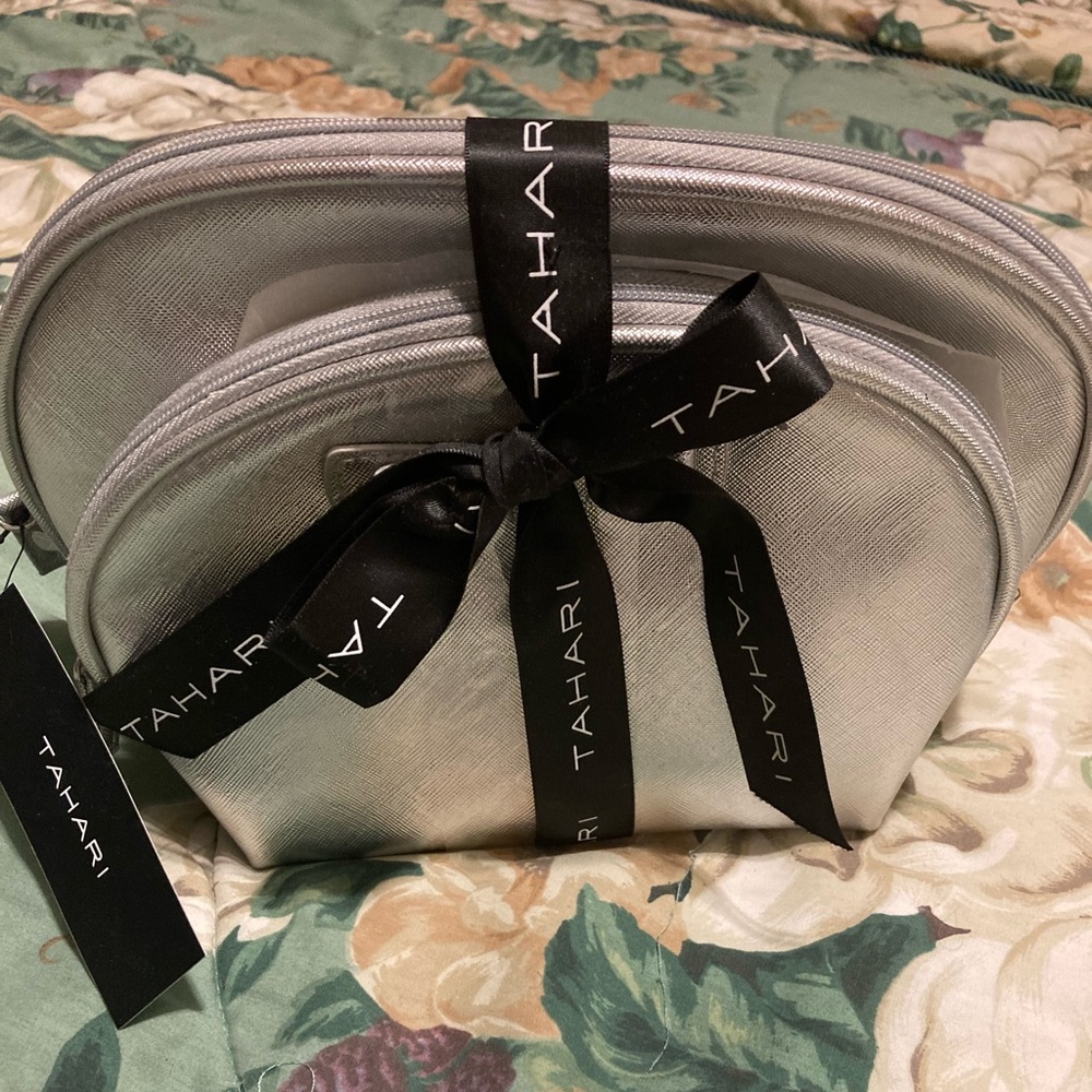 Tahari 2 Piece Cosmetic Bag Set